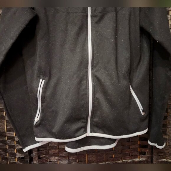 ??3 33?? Hydrogen Jacket - Picture 3 of 7